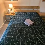 Cozy Bedroom In Birmingham City Centre