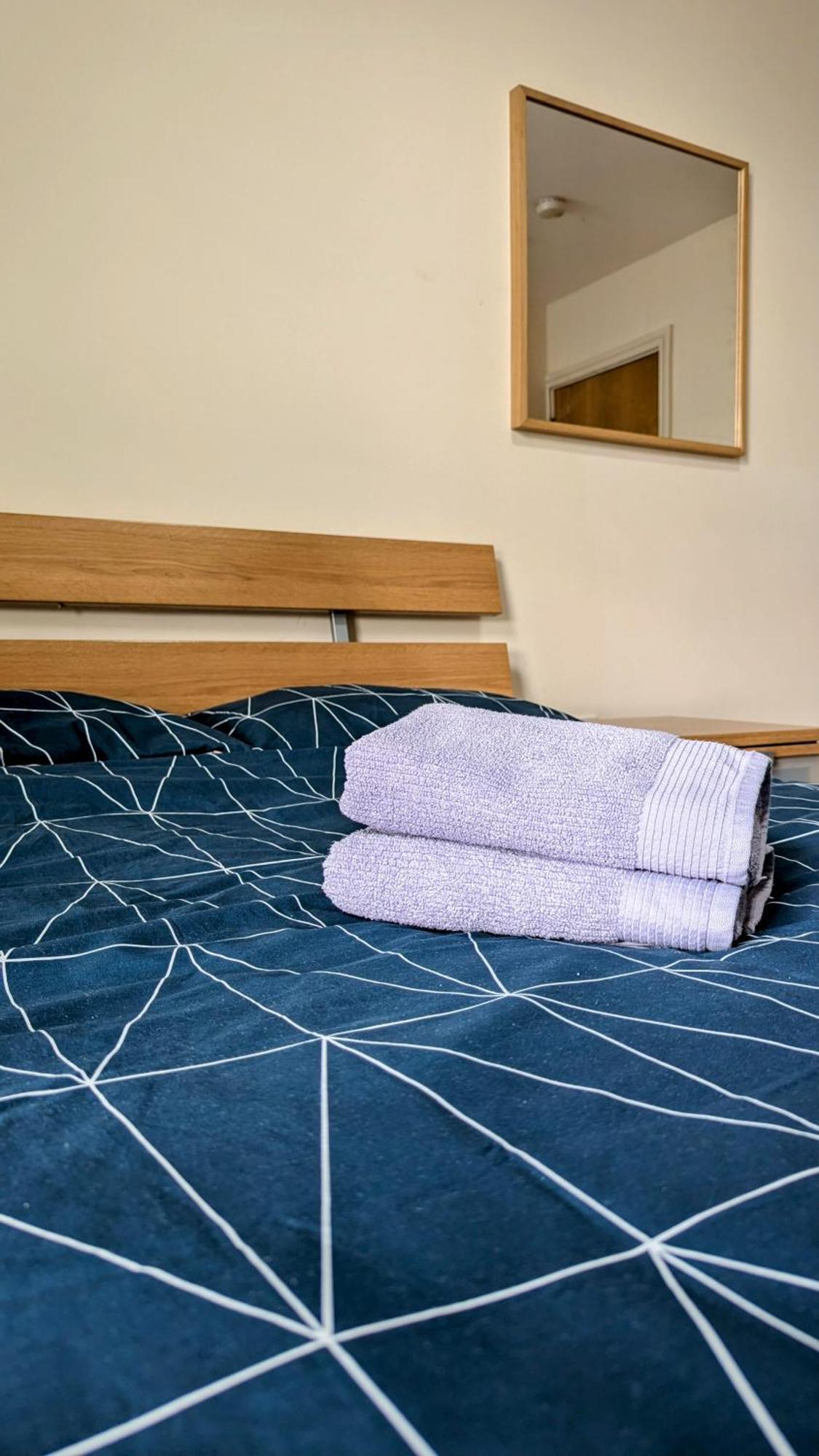 Cozy Bedroom In Centre
